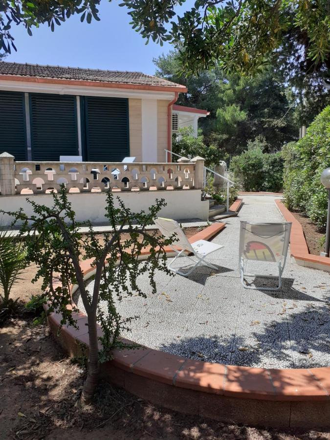 Villetta Dei Fiori, Vicino Spiaggia Di Punta Pizzo Gallipoli Esterno foto