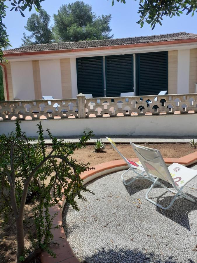 Villetta Dei Fiori, Vicino Spiaggia Di Punta Pizzo Gallipoli Esterno foto